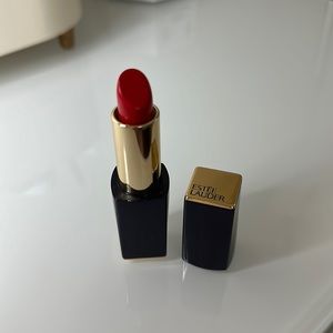 Estée Lauder Pure Color Envy lipstick “Drop Dead Red”
